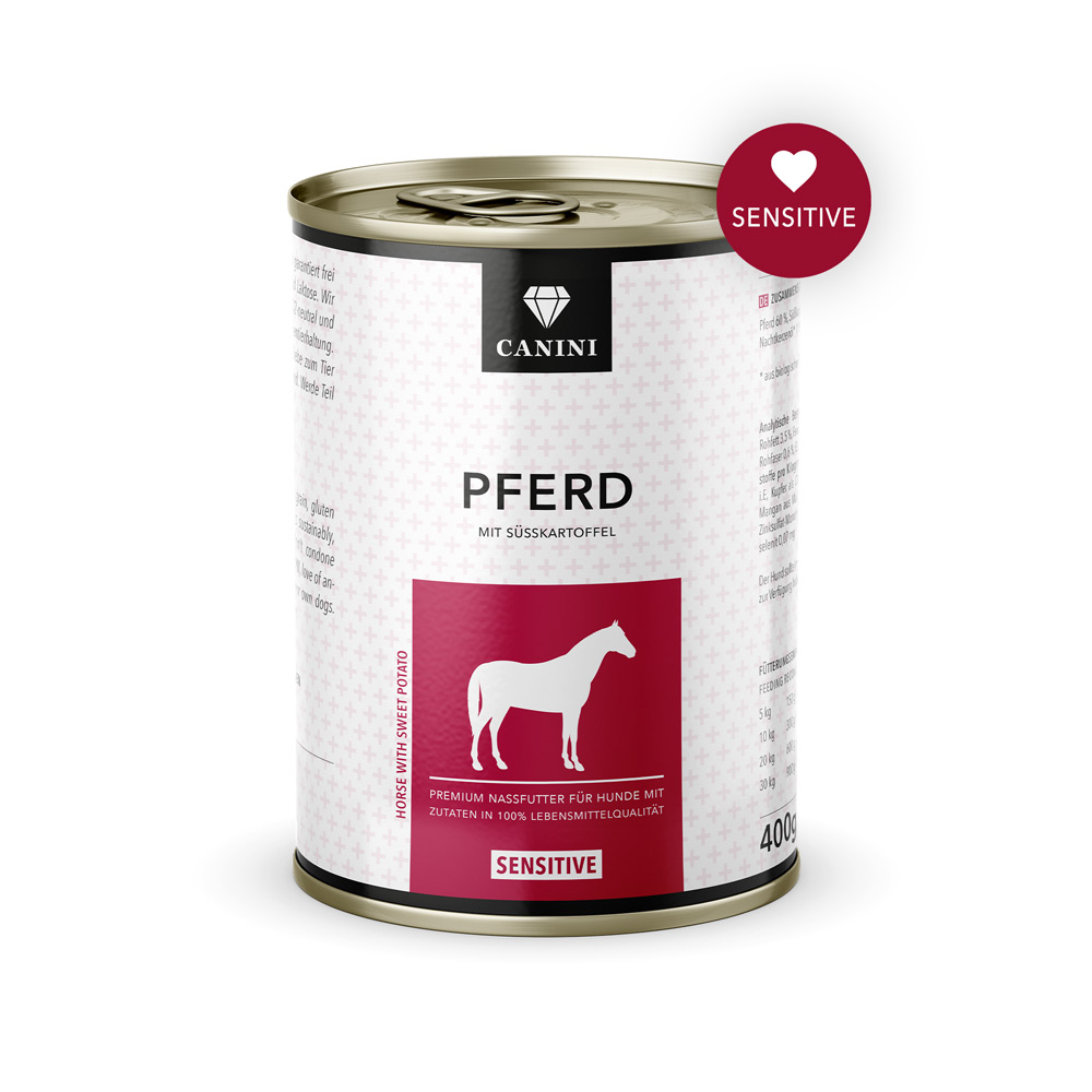 Pferd mit Süßkartoffel